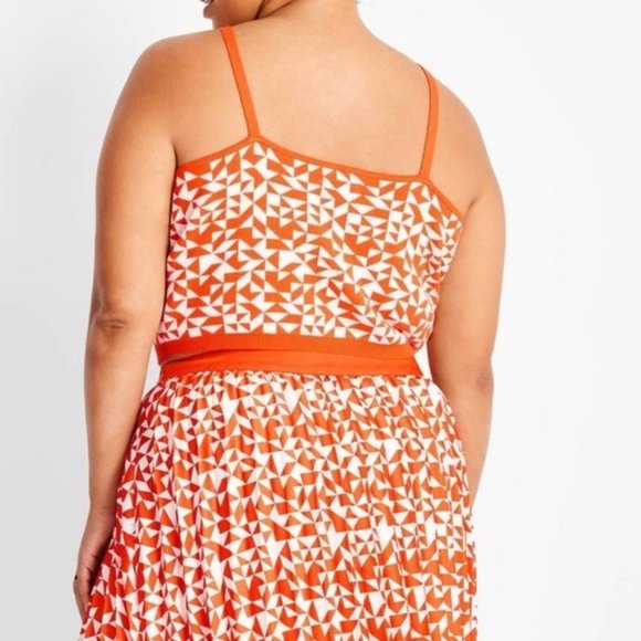 Future Collective w/ Kahlana Barfield Brown V-Neck Bralette Sweater Tank‎ Top - Picture 2 of 4